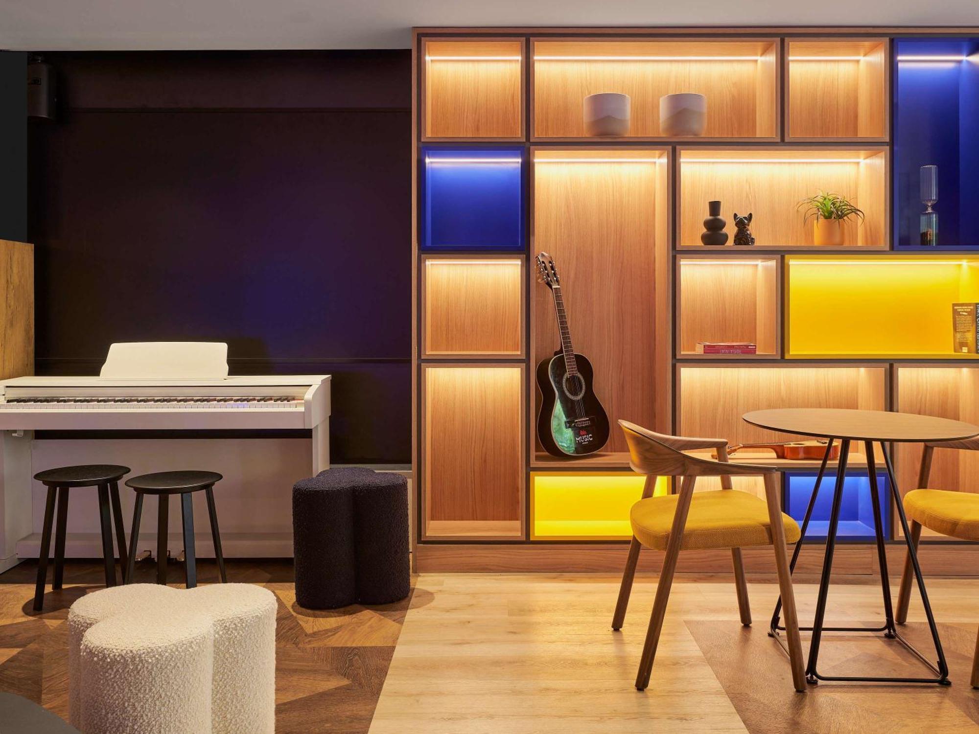Ibis Nice Centre Gare Экстерьер фото